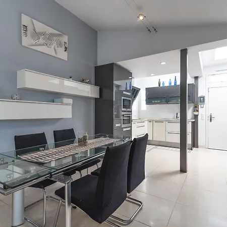 Ferienhaus Vivelorural Club 14, Terraza Y Piscina Playa del Inglés