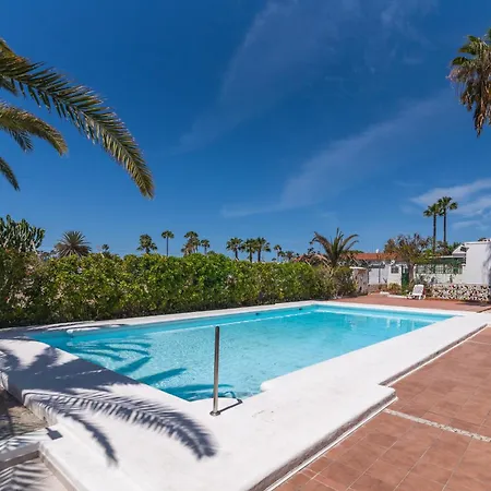 Vivelorural Club 14, Terraza Y Piscina Ferienhaus