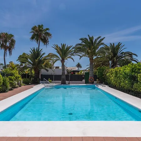 Vivelorural Club 14, Terraza Y Piscina Ferienhaus Playa del Inglés
